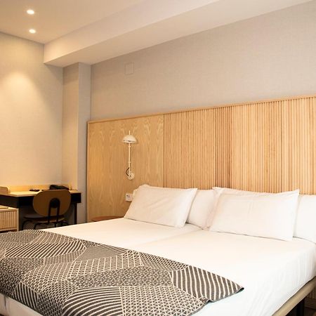 Hotel Dos Rios Origen อาอินซา ภายนอก รูปภาพ