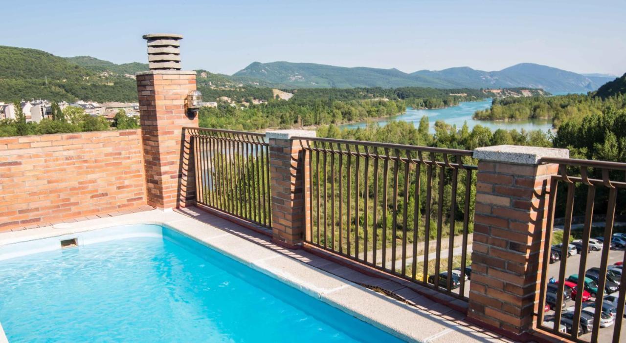 Hotel Dos Rios Origen อาอินซา ภายนอก รูปภาพ
