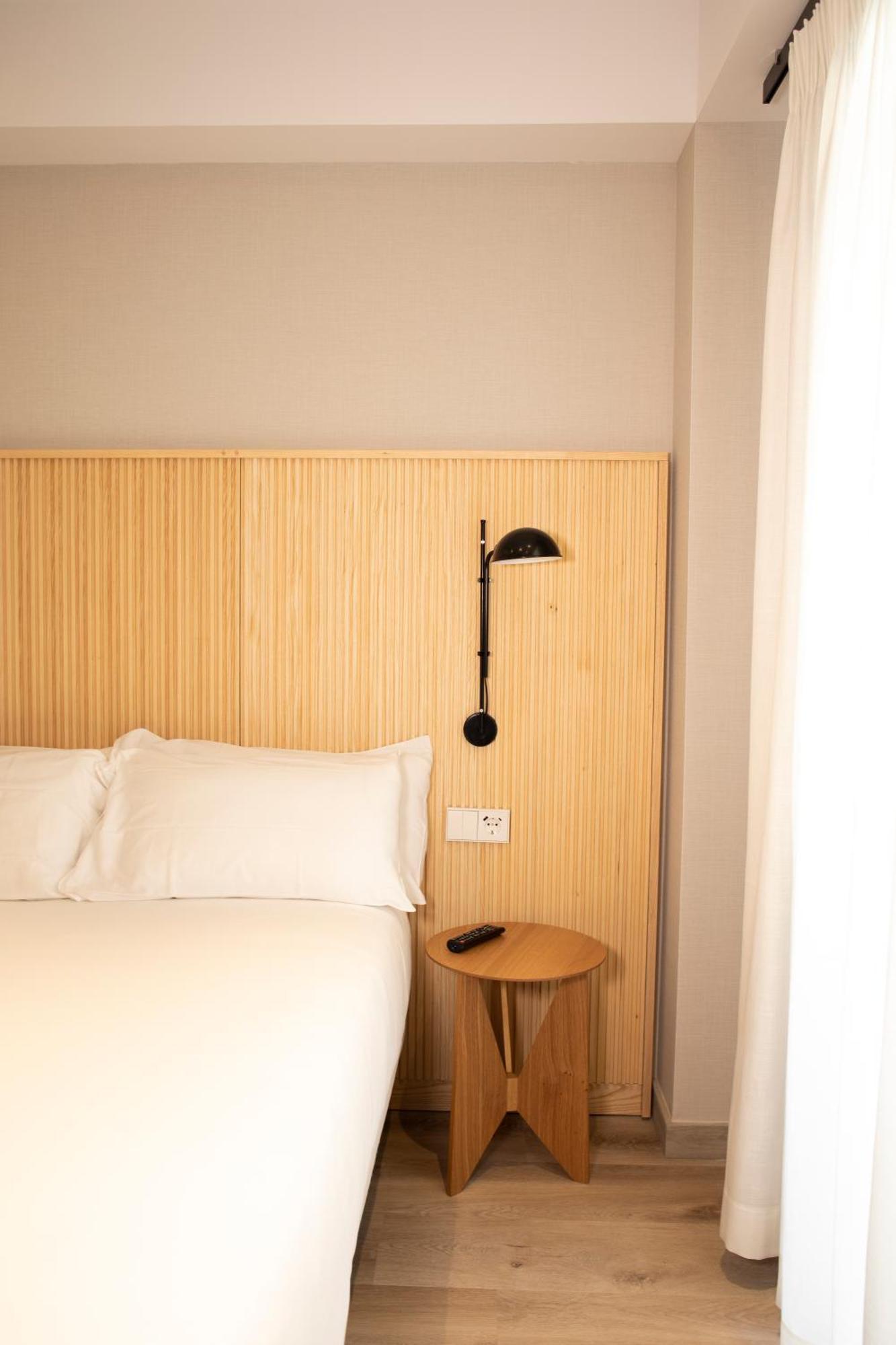 Hotel Dos Rios Origen อาอินซา ภายนอก รูปภาพ