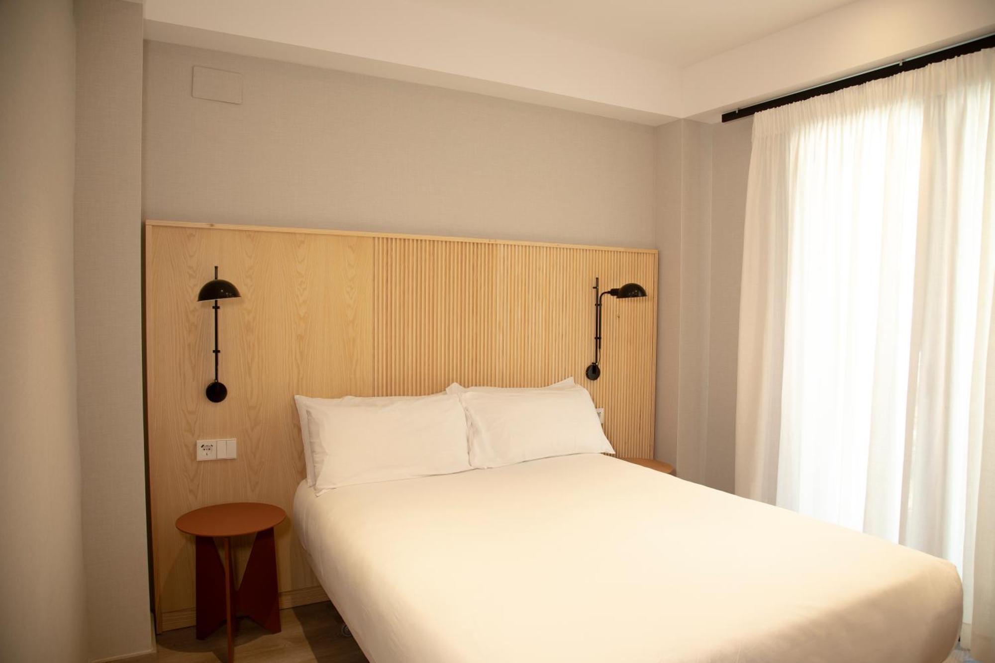 Hotel Dos Rios Origen อาอินซา ภายนอก รูปภาพ